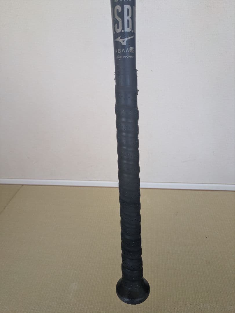 BEYOND MAX LEGACY 軟式バット 83cm ミドルバランス
