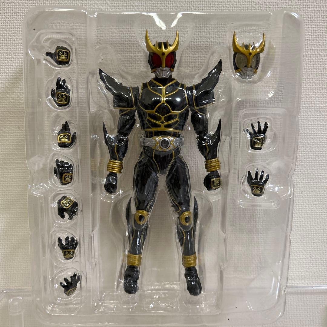 figuarts フィギュアーツ 仮面ライダークウガアルティメット ンダグバゼバ