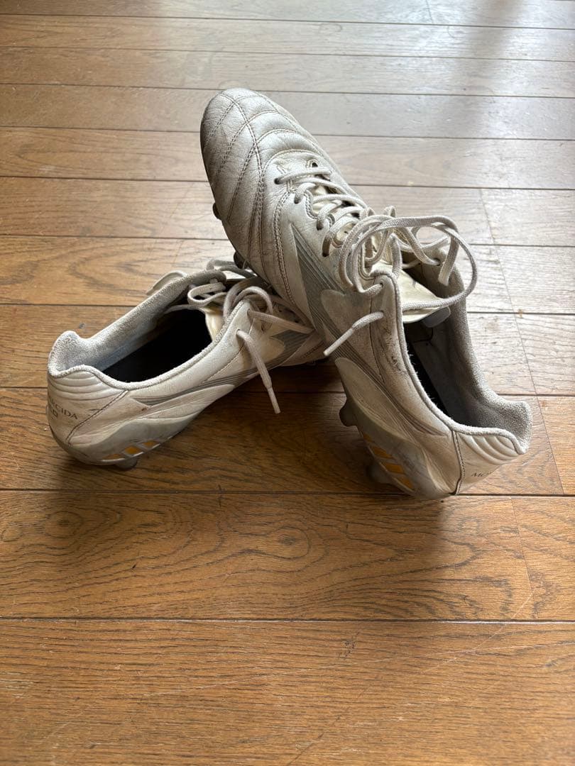 MIZUNO モナルシーダネオ2エリート ホワイト✕シルバー　26.5cm