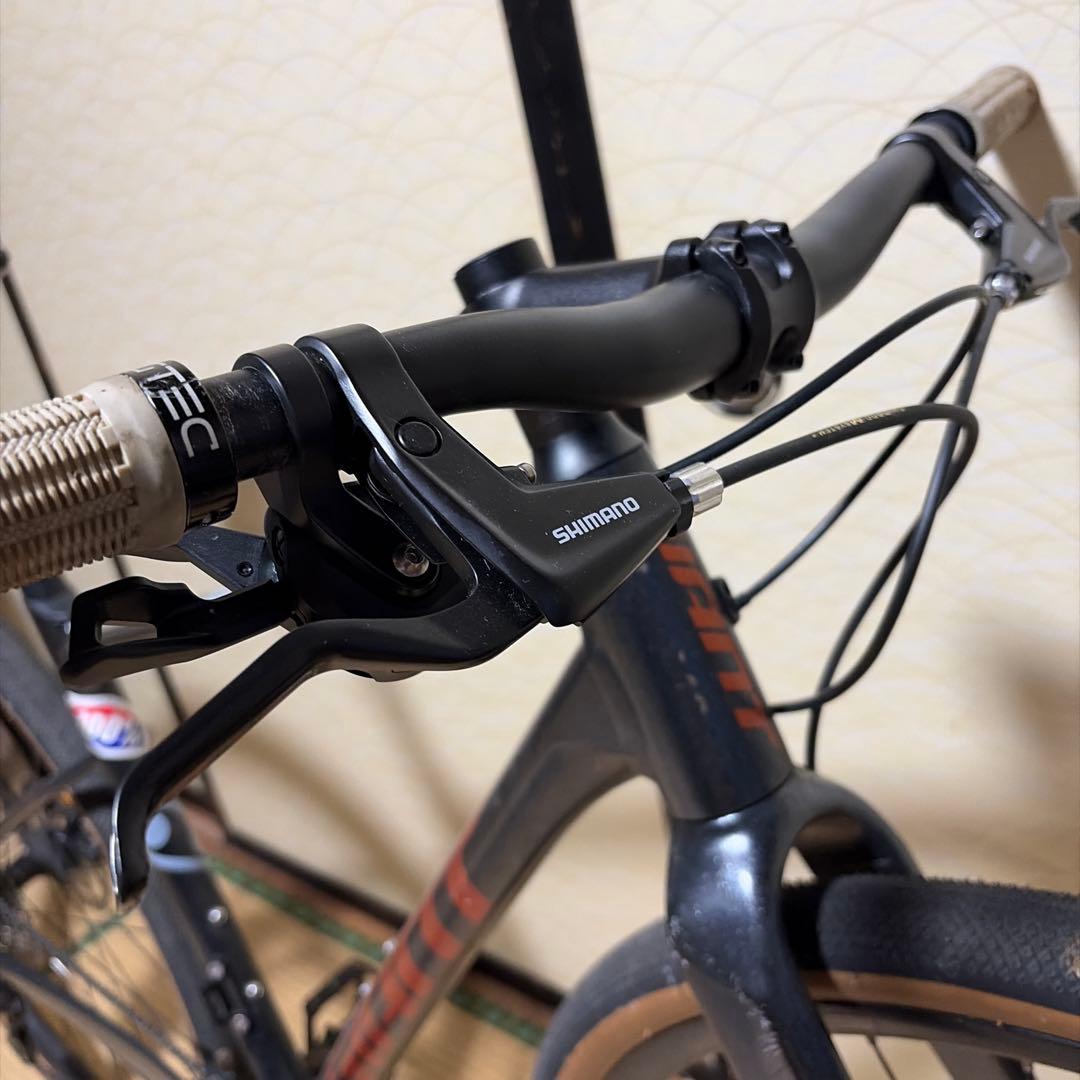 引取り 発送 Giant revolt2 Sサイズ フラットバー 1×10s仕様