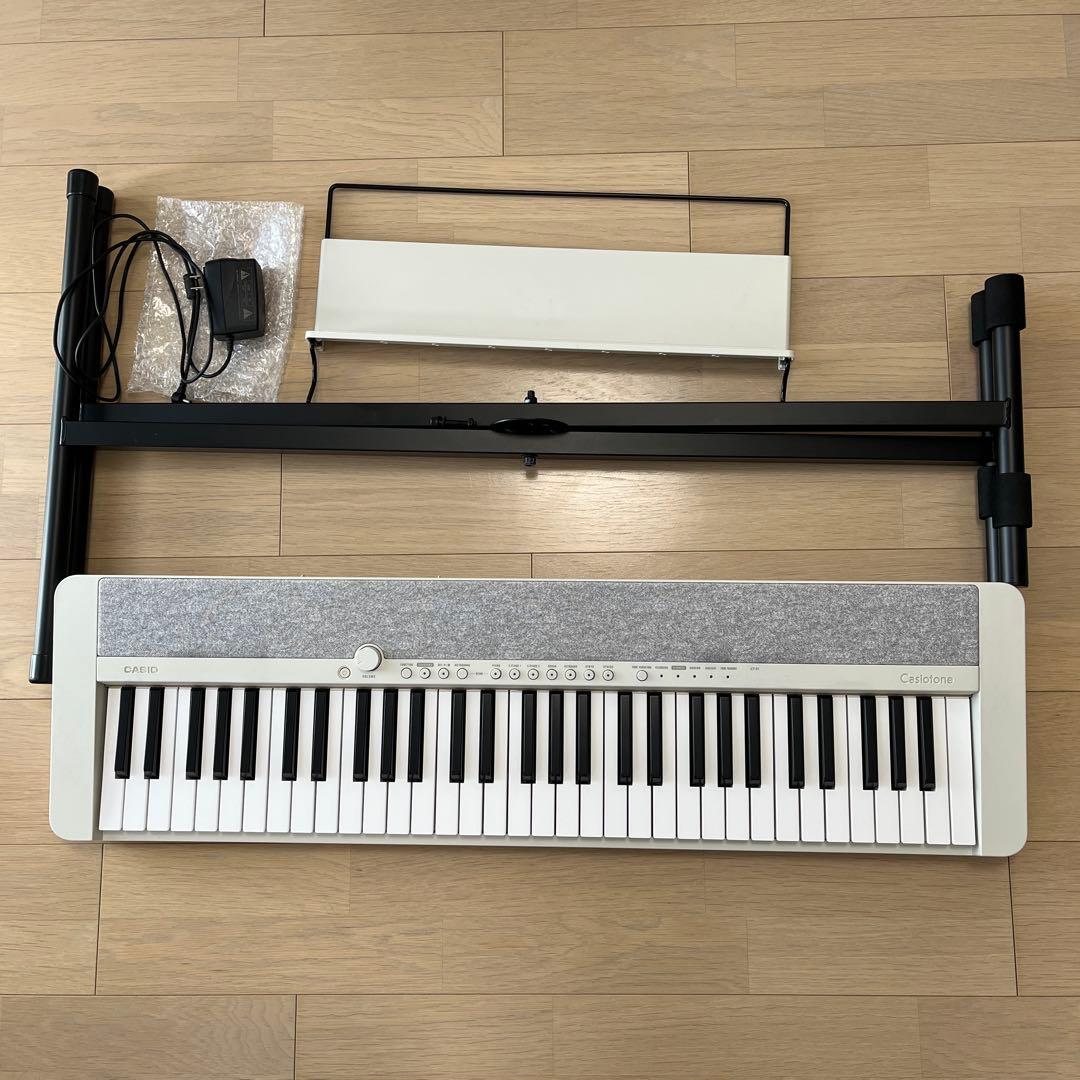 【送料込み】CASIO CT-S1 61鍵 ホワイト