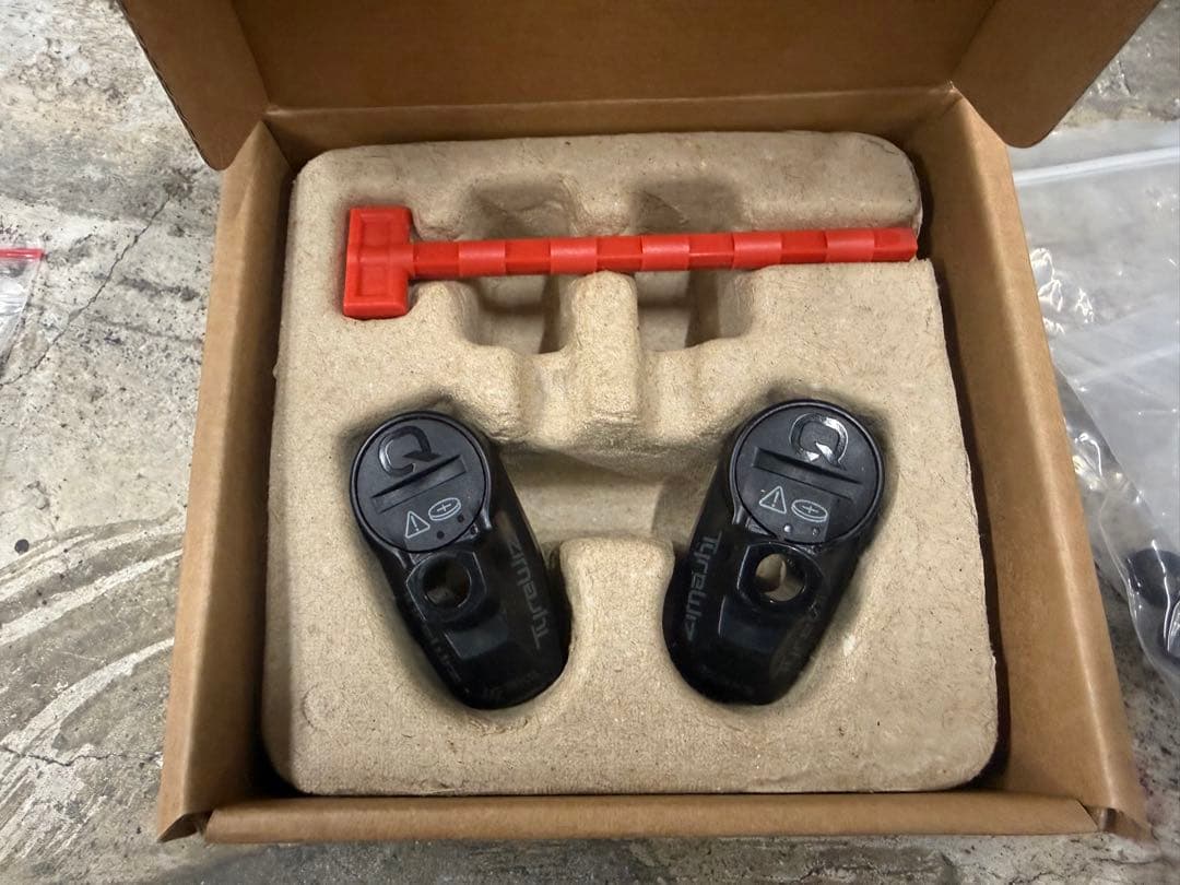 パーツ QUARQ TYREWIZ 2.0 AIR PRESSURE SENSOR