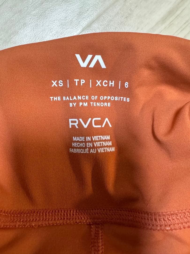 RVCA トレーニングウェ上下セットXS