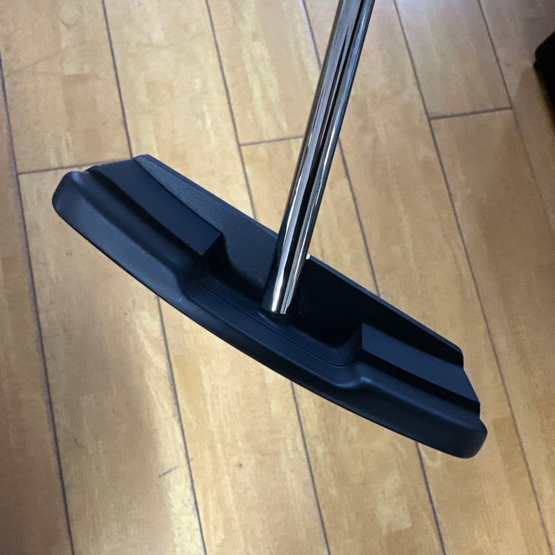 ODYSSEY A:ONE Square 2 Square パター