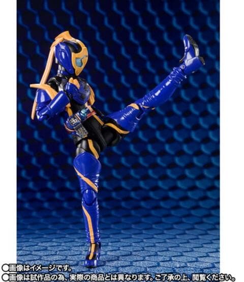 S.H.Figuarts 仮面ライダージャンヌ コブラゲノム＆ラブコフ クジャク