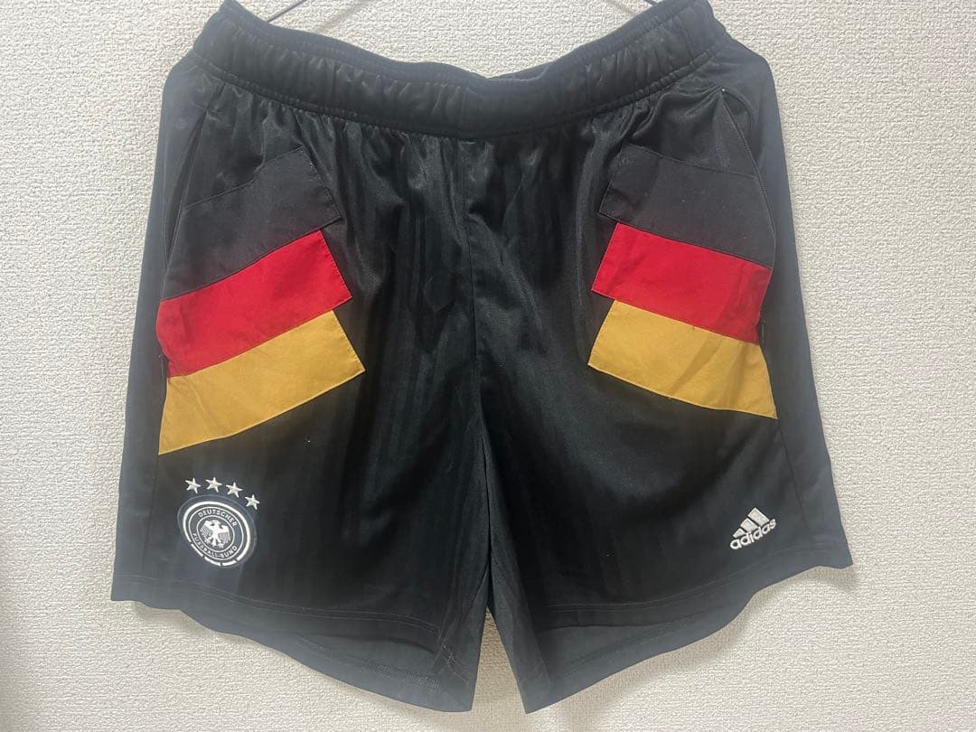adidas ドイツ代表 ストライプセットアップ上下