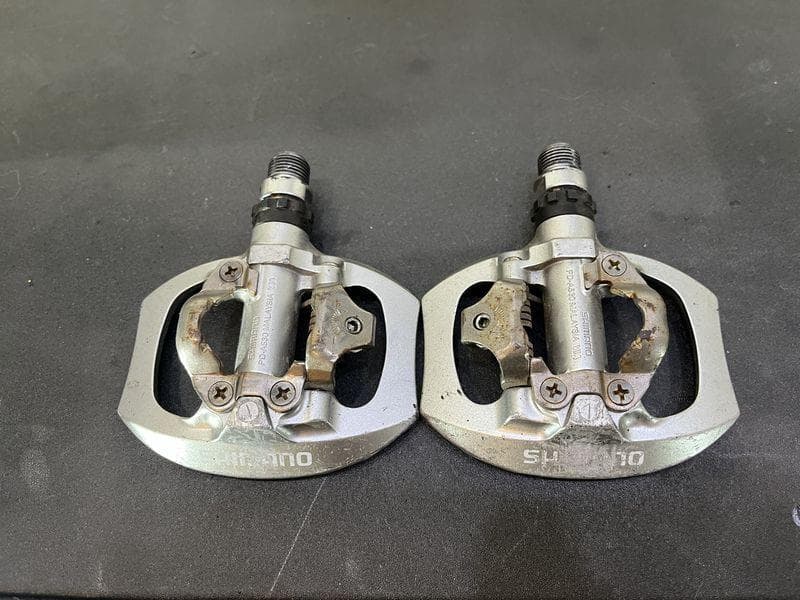 TREK FX7.7 SHIMANO 105 トレック　ポンプ付き