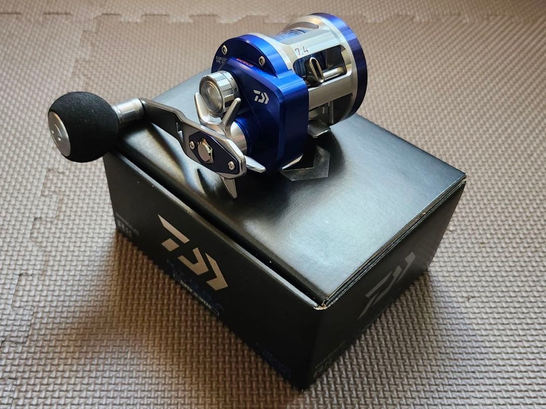 【Daiwa】RYOGA C2025 PE-SH リール 青　ベイジギング　新品