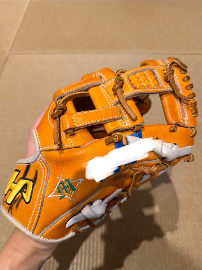 S*o様 ハタケヤマ 軟式オーダー内野手用グラブ