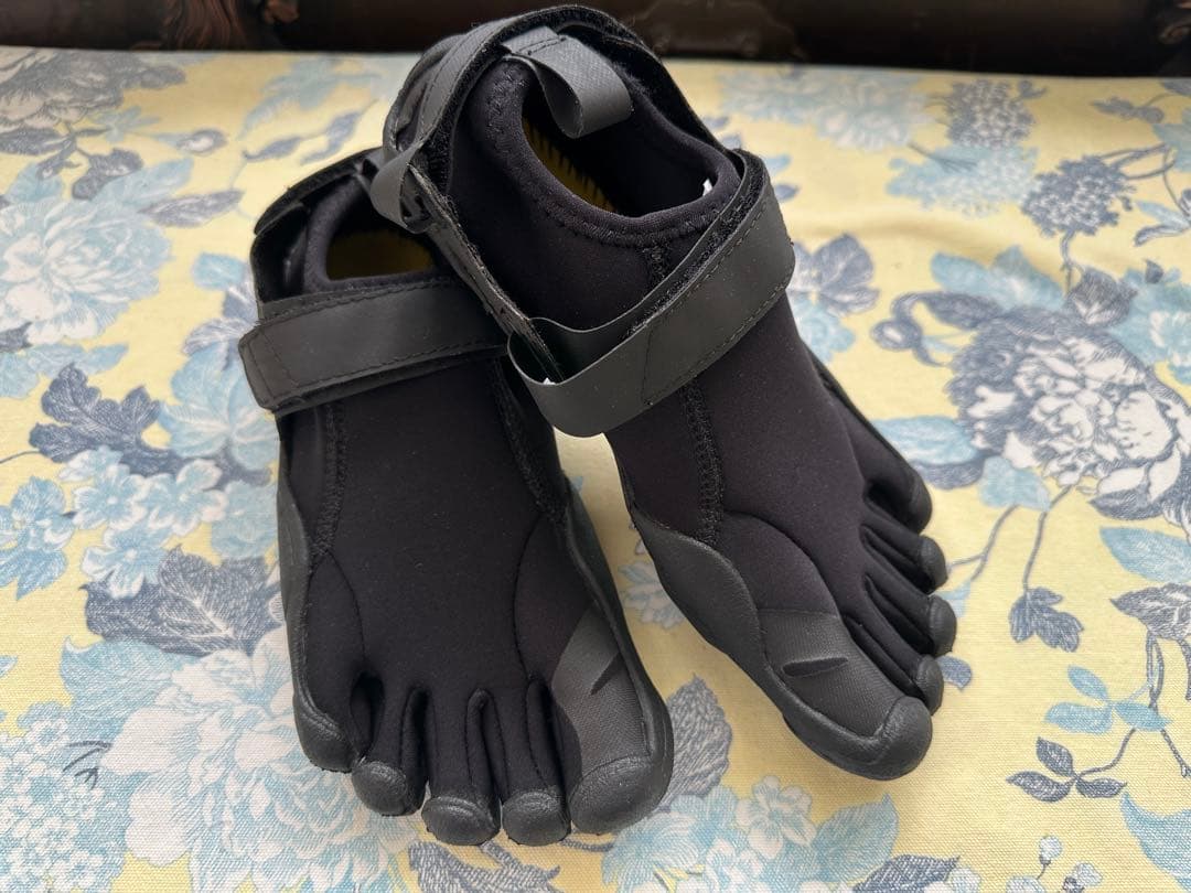 その他 Vibram five fingers