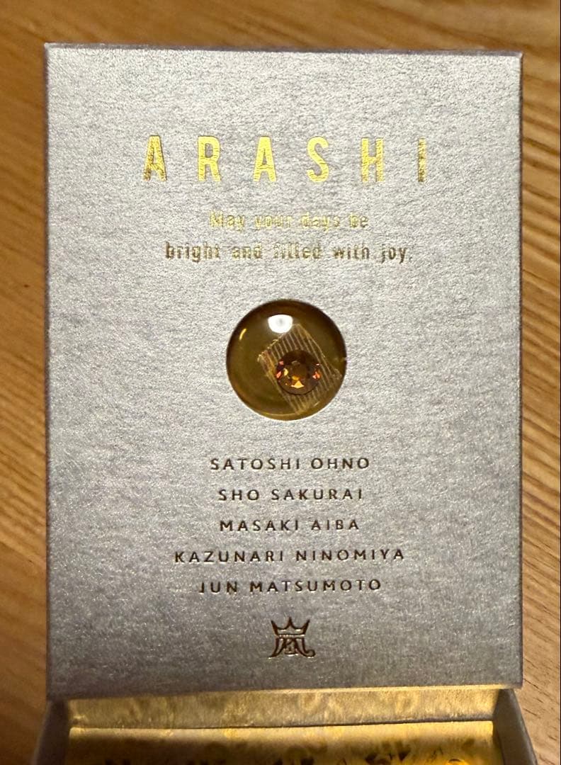 ㅤARASHI 5×20　ファンクラブ限定　スワロフスキー　ゴールド
