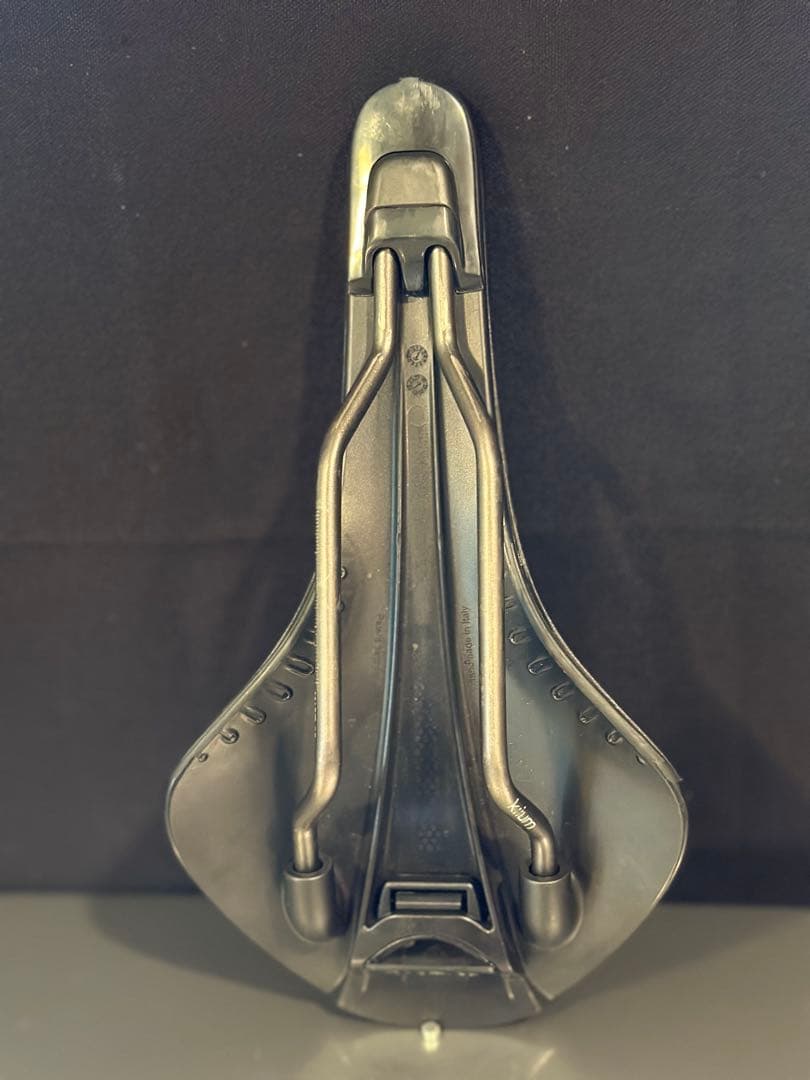 パーツ Fizik ANTARES R3 versus evo