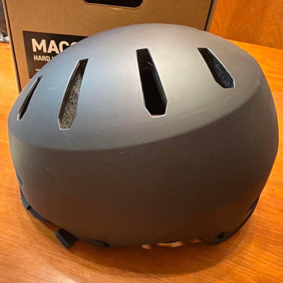 美品！bern バーン MACON 2.0 ヘルメット　XL