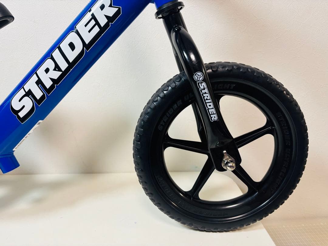 ストライダー 12 スポーツ ブルー