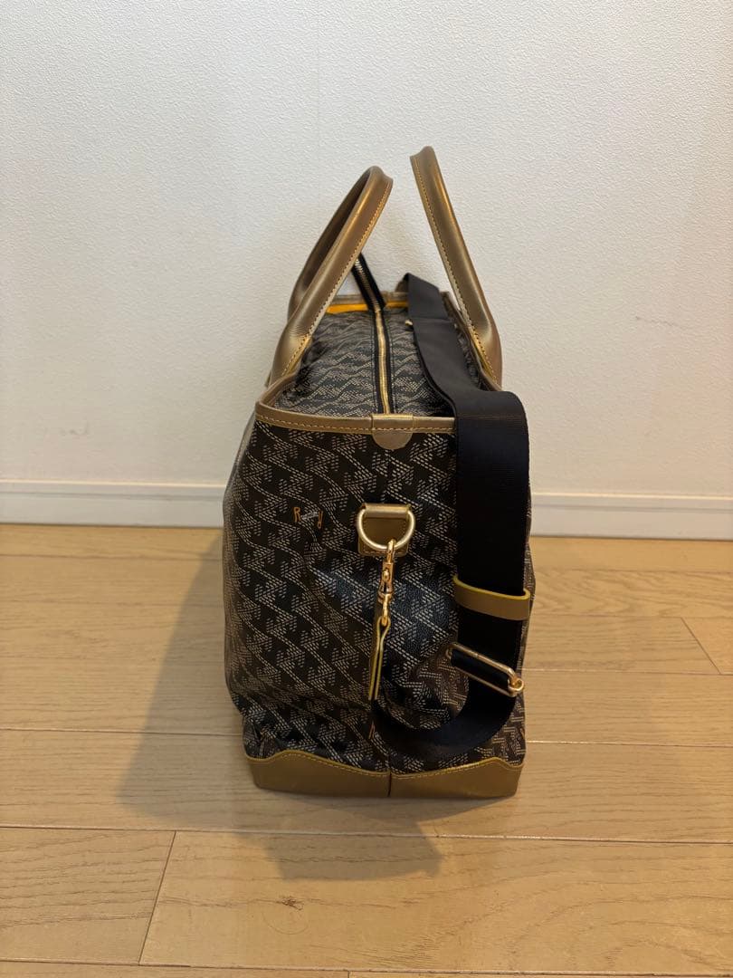 ［ちゃうちゃうSHOP］レザレクション ラニウス トート型ボストン