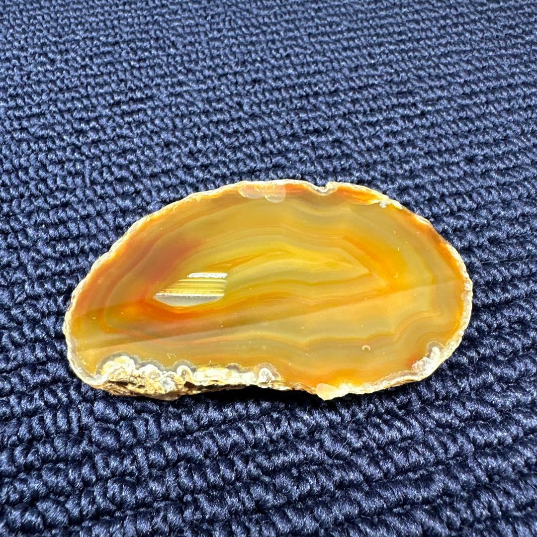 1面研磨の原石