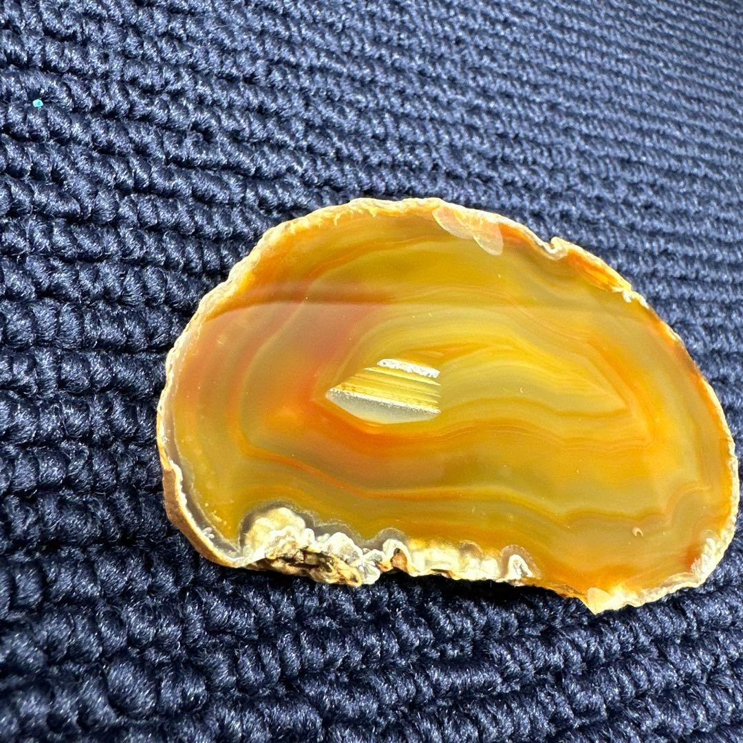 1面研磨の原石