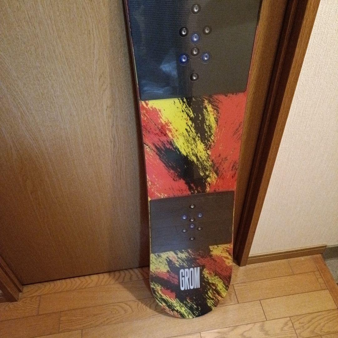 【新品】BURTON GROM スノーボード 赤黒　130センチ
