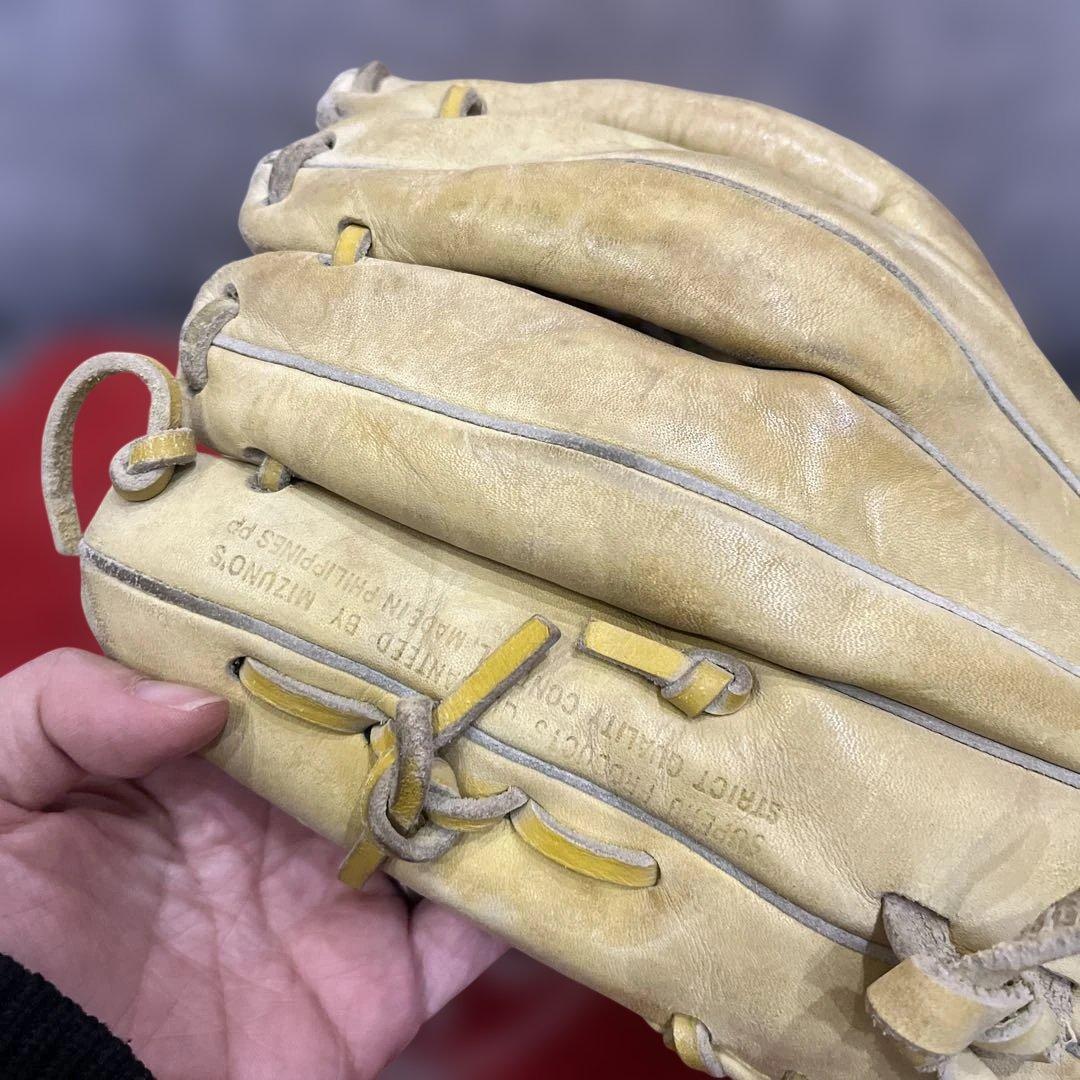 即戦力】ミズノ ビクトリーステージ ヘルダー 軟式・ソフト兼用グローブ 内野手用