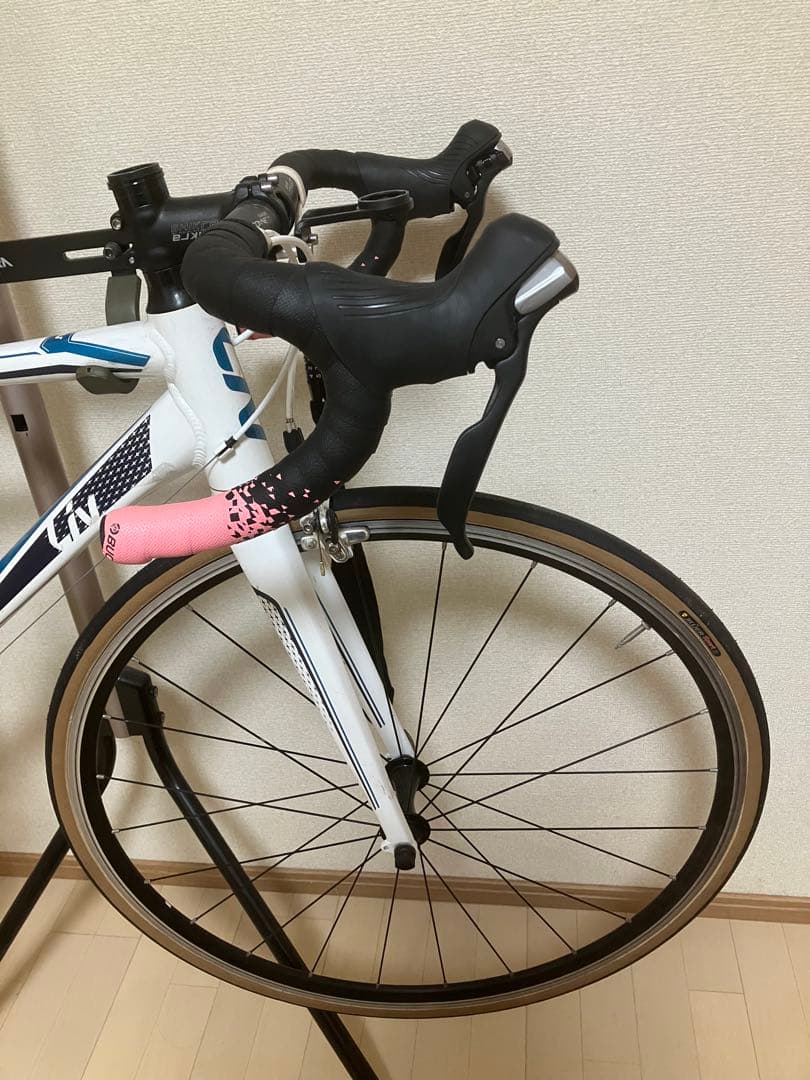 愛知県　引き取り限定　Liv GIANT Avail4 2016年　ロードバイク