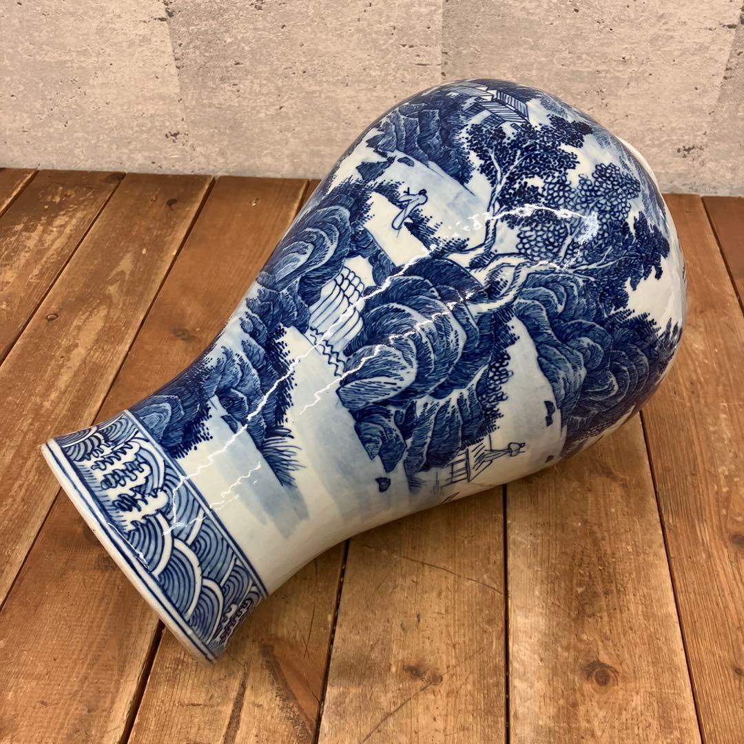 昭和レトロ 中国美術 大清康照年製 陶器製 染付 山水図 花瓶 壺 飾り壺 花器