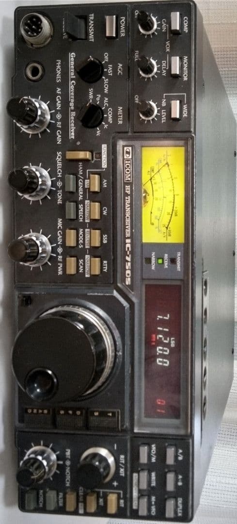 アイコム製　IC-750s HF オールモード トランシーバー