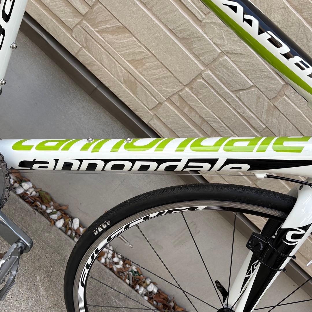 【未使用に近い】cannondale キャノンデール CAAD8 tiagra