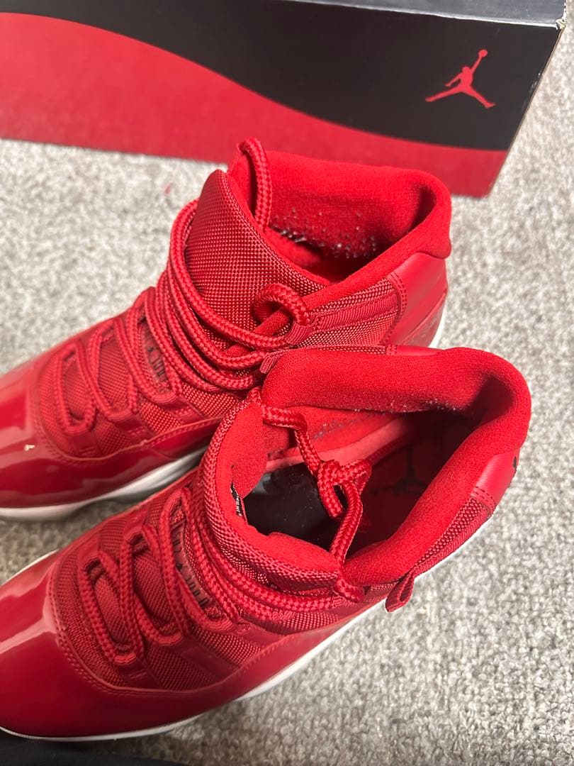 シューズ(男性用) Air Jordan 11 retro