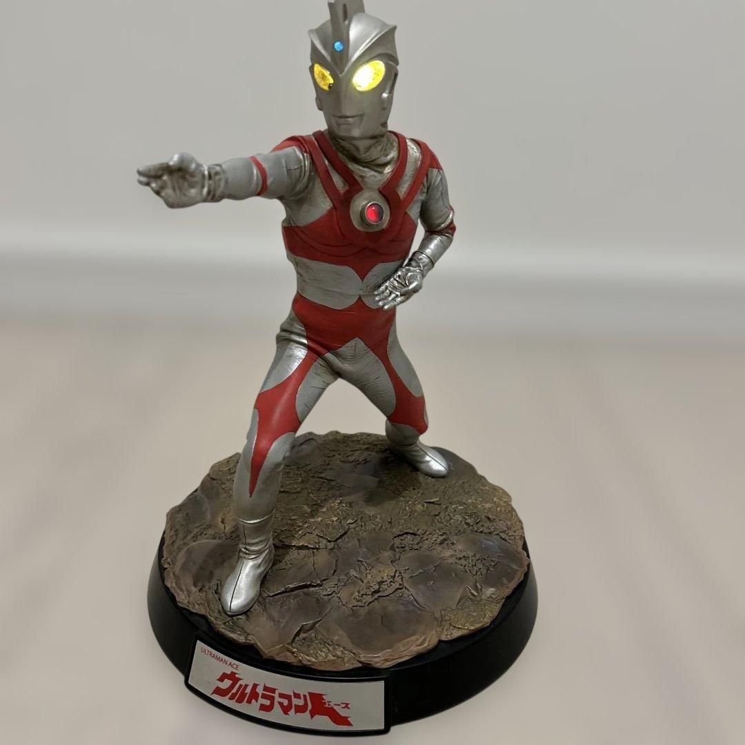 ウルトラマンエース　スタチュー　ウルトラスラッシュ　ウルトラマンA