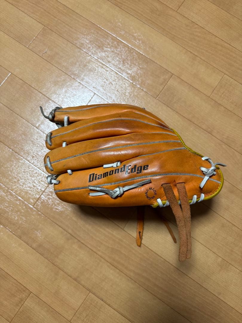 【最安値】Nike Diamondedge Prime Plus 軟式 大人