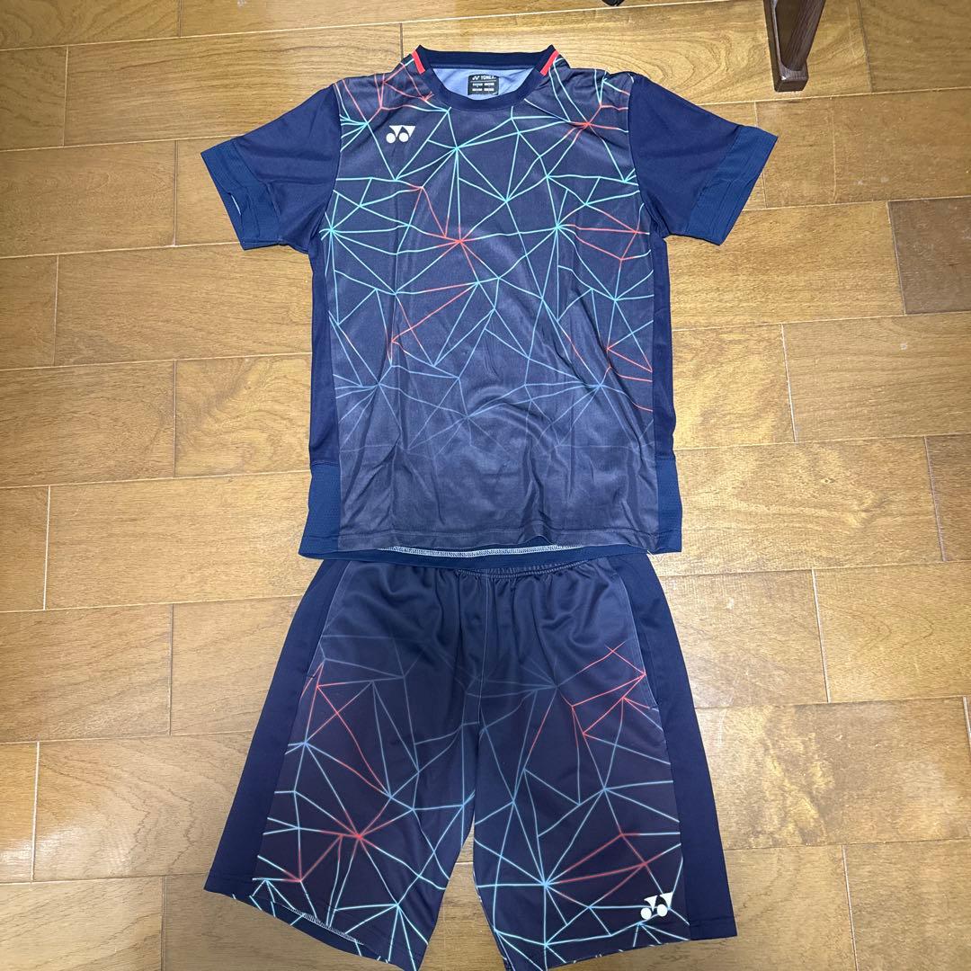 YONEX 幾何学模様 スポーツウェア 上下セット