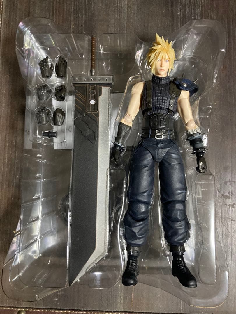 プレイアーツ改 FF7 REMAKE クラウド Ver.2