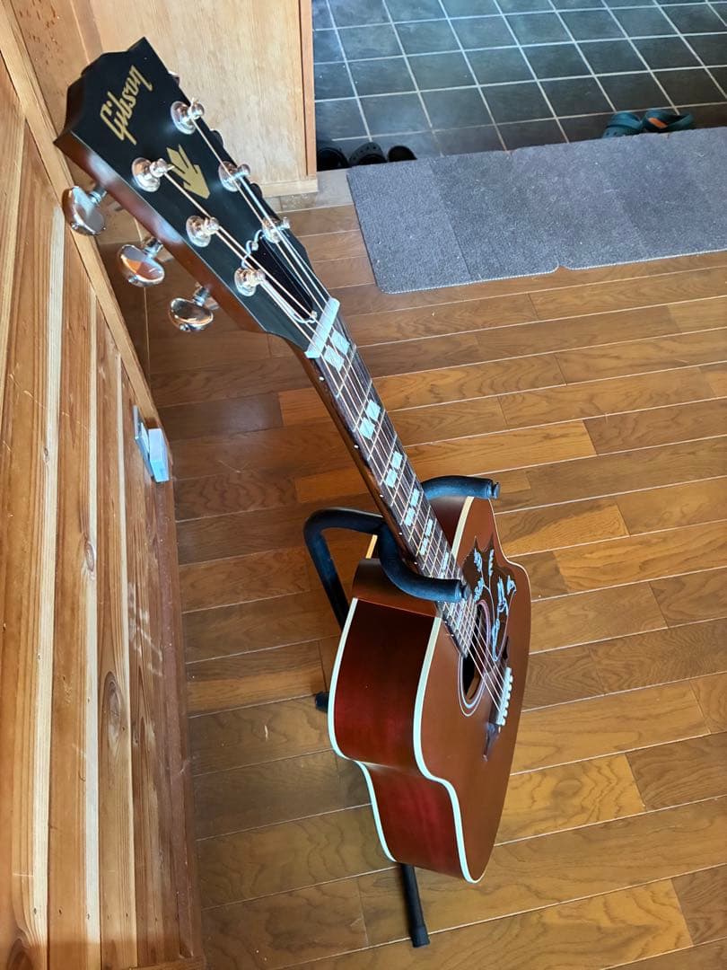 Gibson エレアコギター　　　　　ハミングバードスペシャルWR