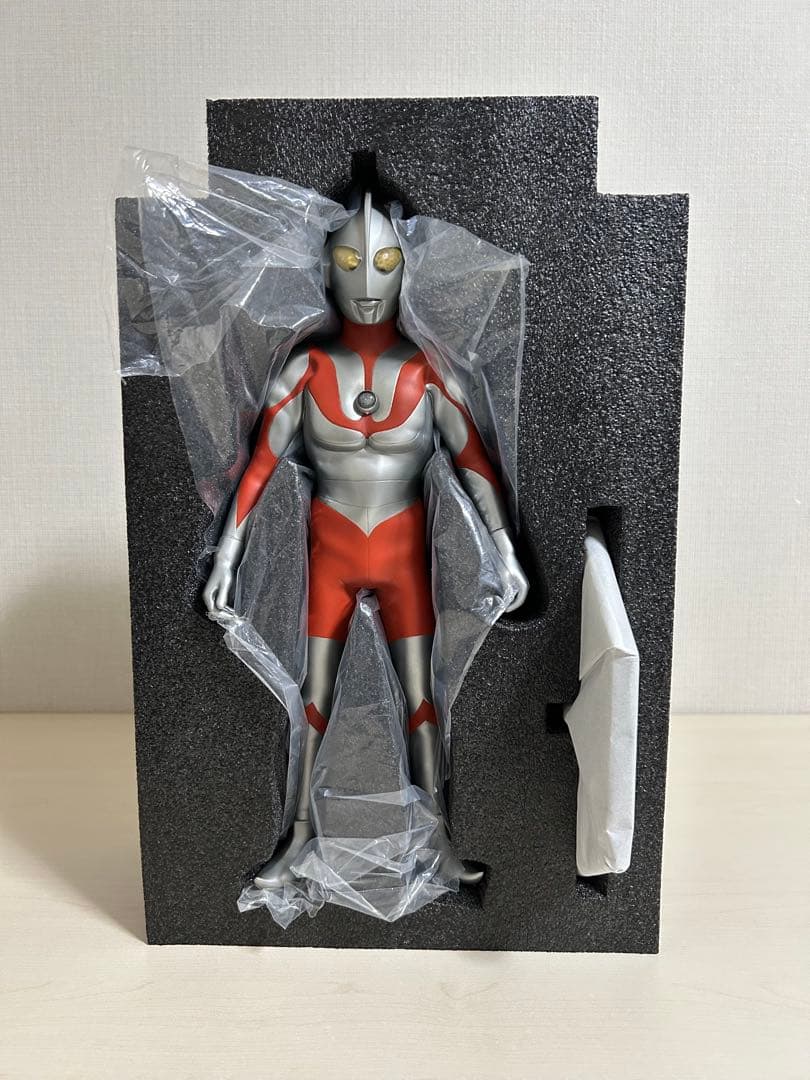 海洋堂　ウルトラマン（Bタイプ）CHARACTER CLASSICS フィギュア