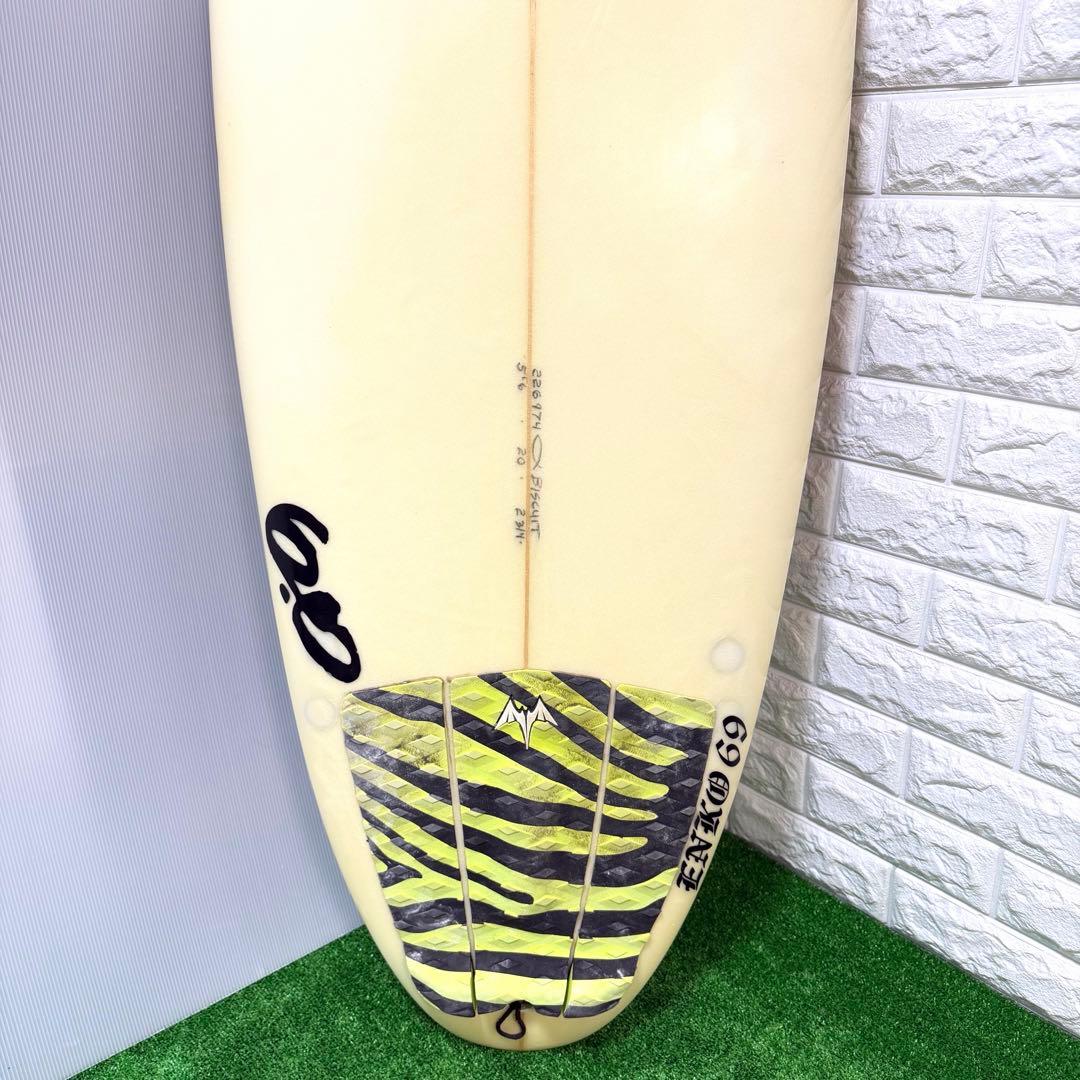 アルメリック Biscuit 大人気　5’6ft 小波激速　希少モデル　浮力十分