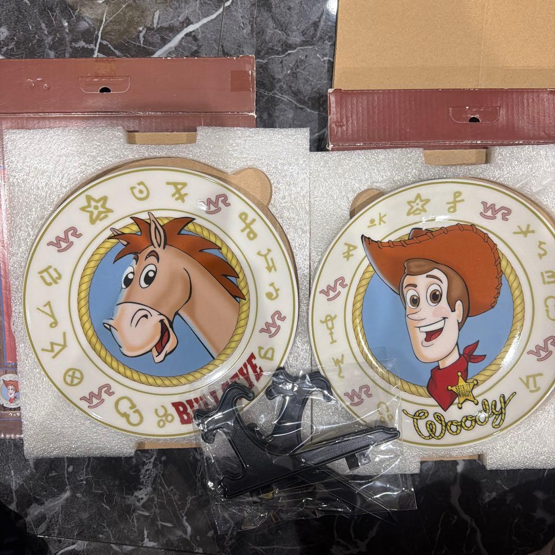 TOY STORY ウッディ　ブルズアイ　ラウンドアップ 絵皿コレクション