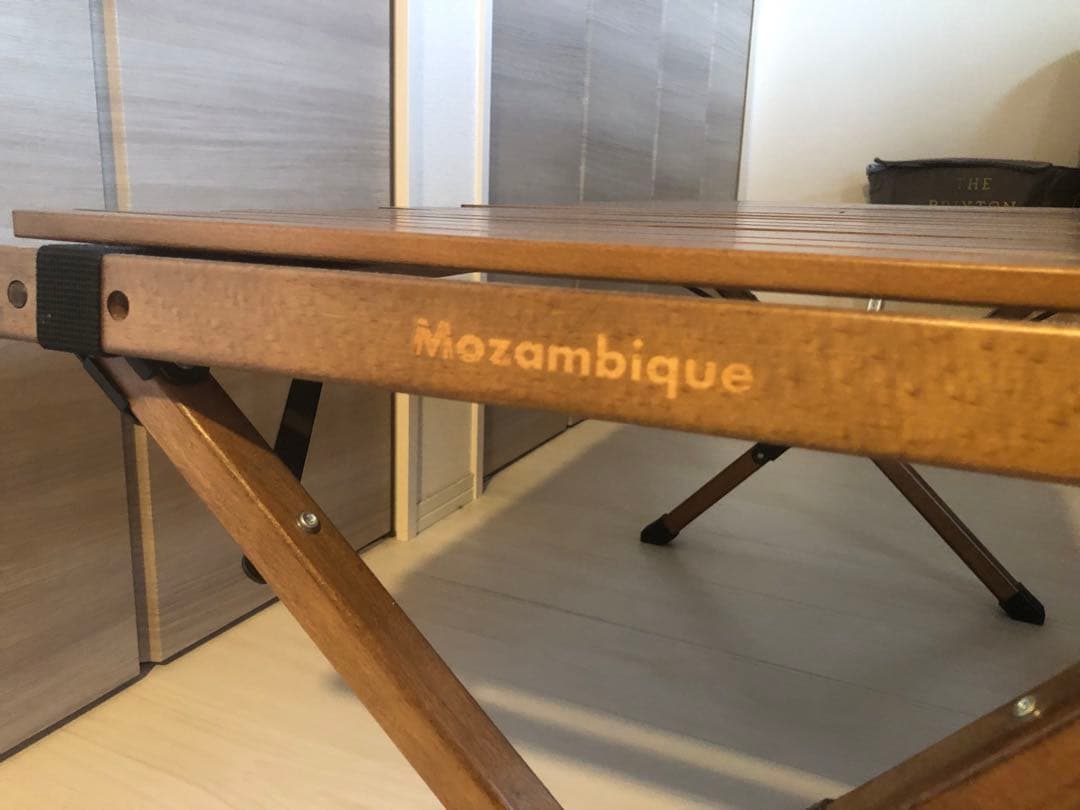 Mozambique 折りたたみテーブル 収納バッグ付き
