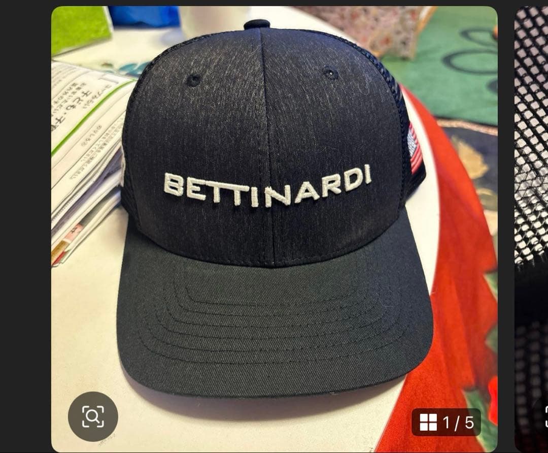 BETTINARDI グレーキャップ