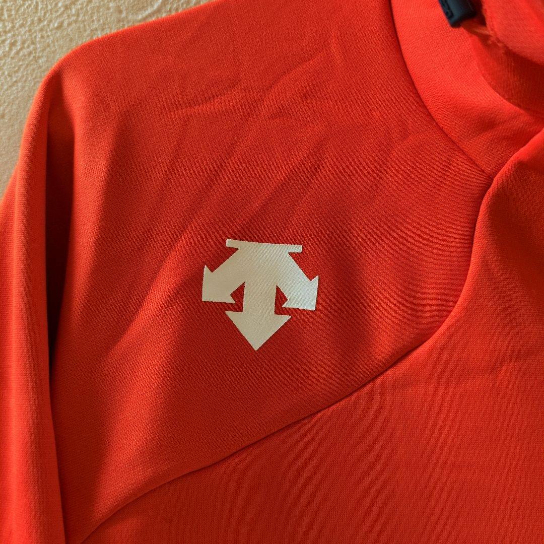 美品　DESCENTE デサントパーカー L