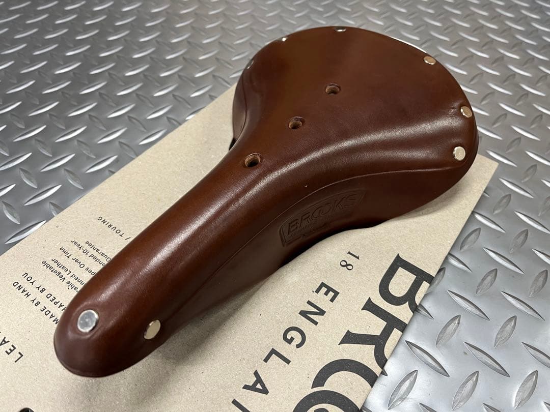 BROOKS B17 “BROWN”