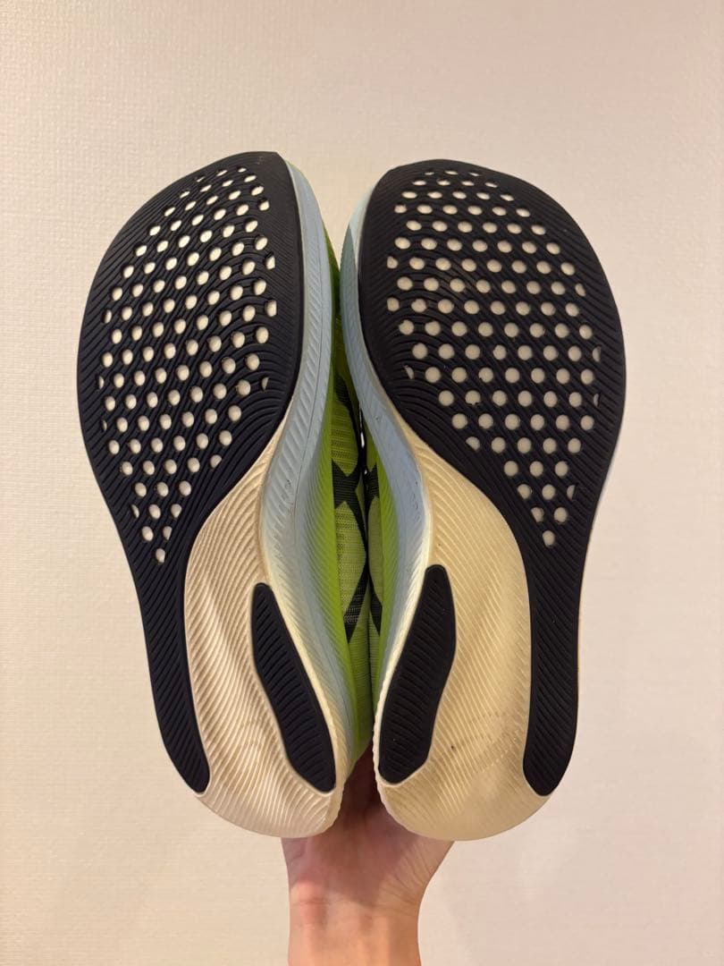 ASICS メタスピードスカイ26.5㎝