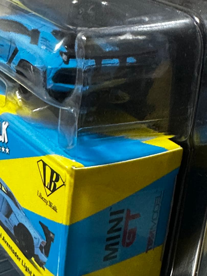MINI GT LBWK ランボルギーニ アヴェンタドール ライトブルー