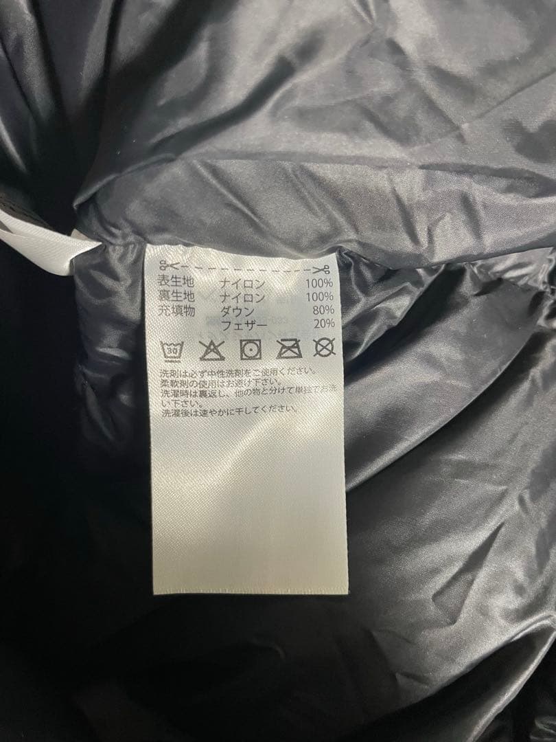 adidas フード付きダウンコート 黒　　ブラック　アディダス
