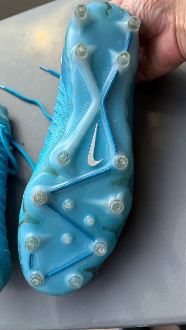 Nike サッカーシューズ 青　ファントムGX2 AG 28.0cm