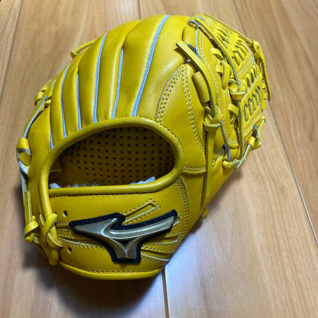 MIZUNO グローバルエリート少年軟式用グローブ　オールラウンド用　Mサイズ
