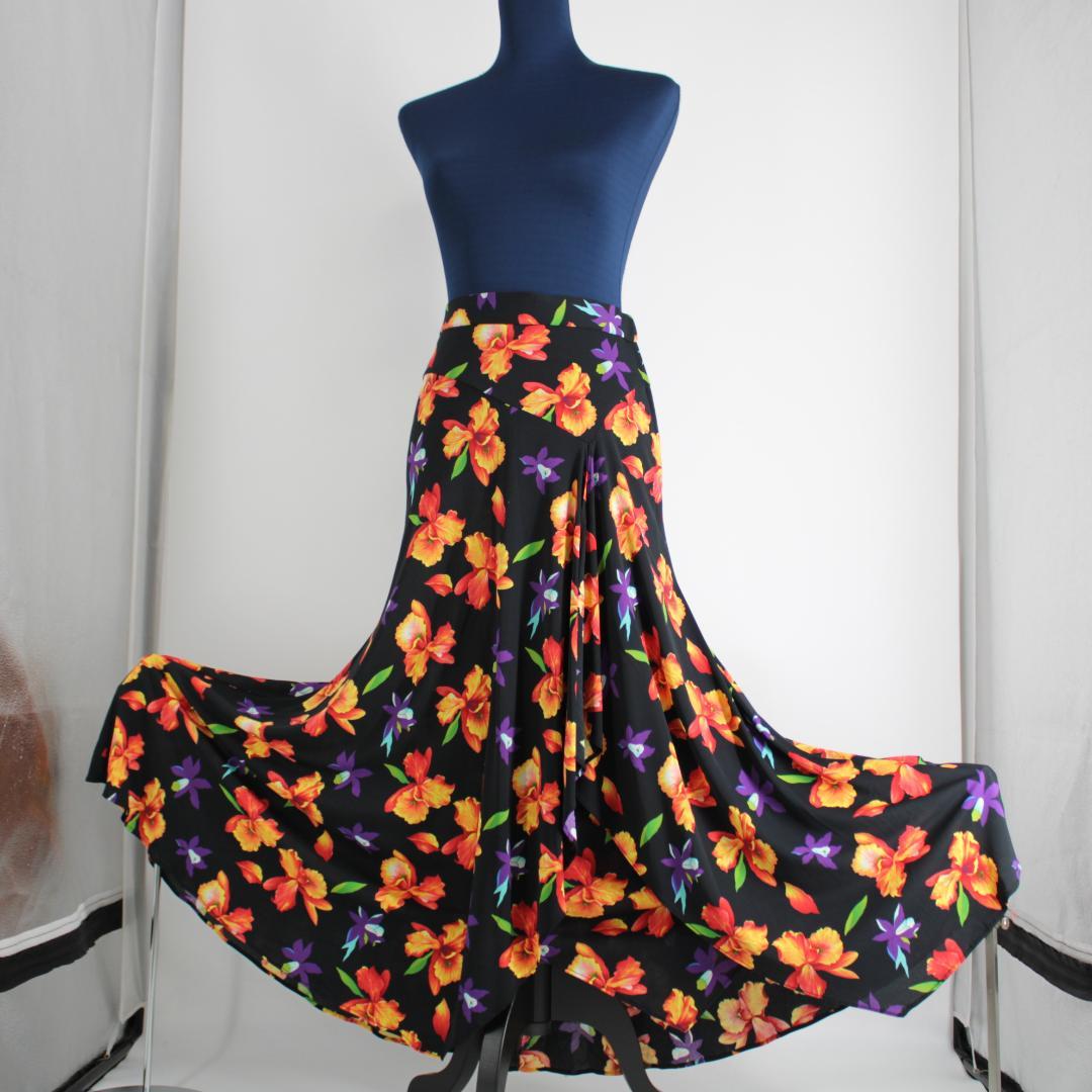 【美品 日本製 社交ダンス衣装】ブラック×花柄 CHACOTT スカート 黒