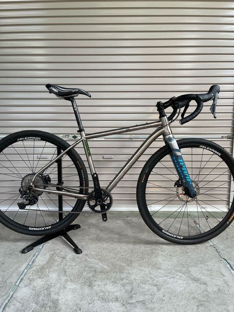 MONORAL BIKES GR グラベル＆ロード（完成車）