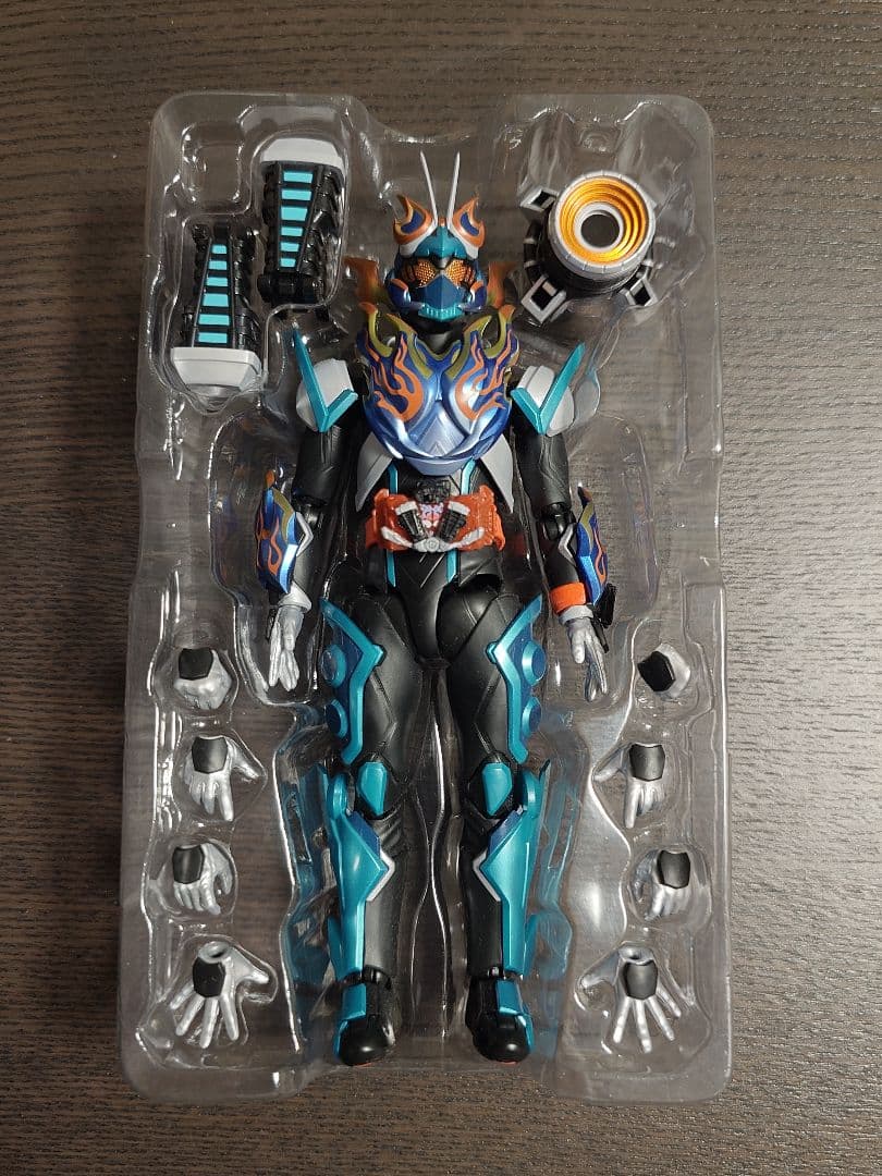 フィギュアーツ 仮面ライダーファイヤーガッチャード スチームホッパー