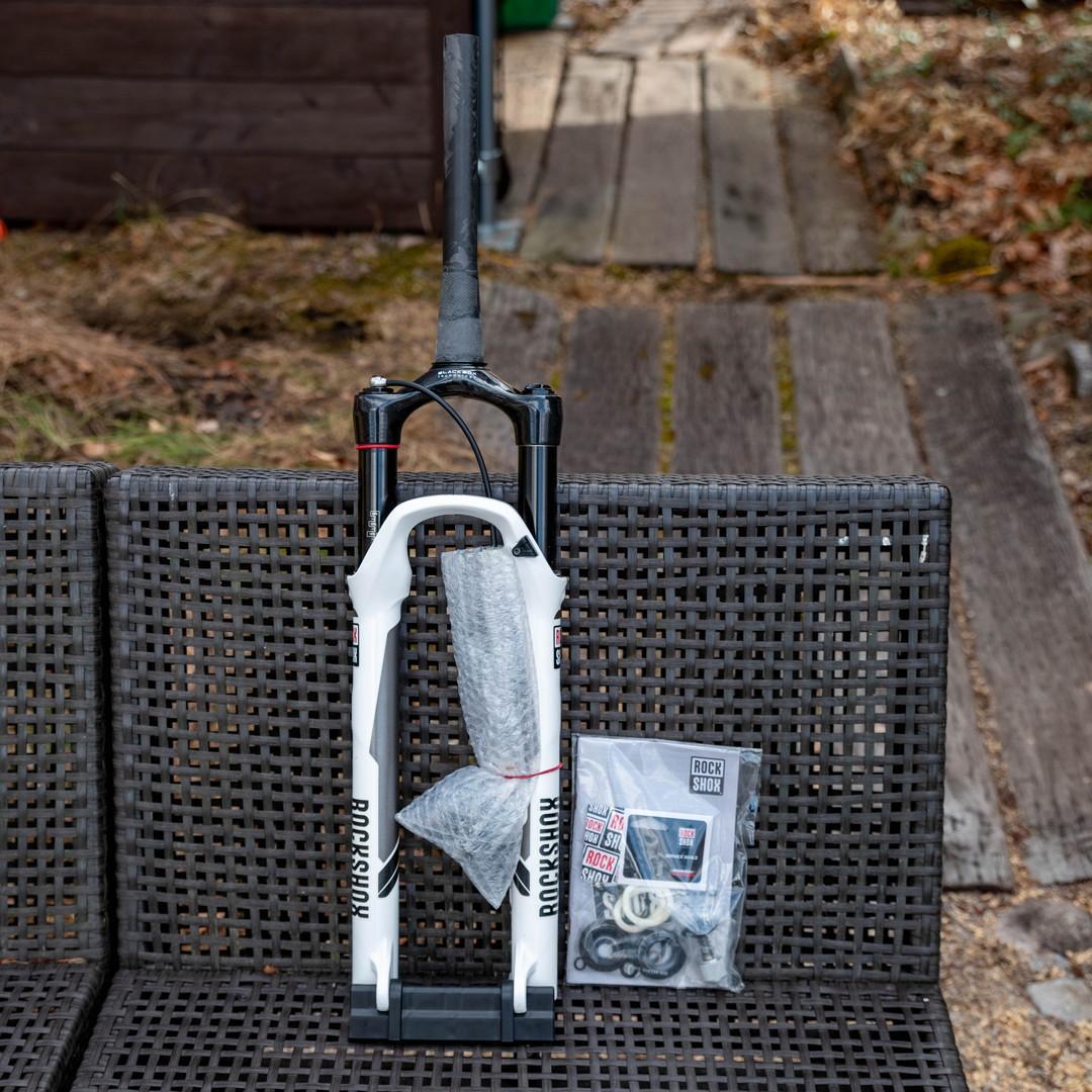 ROCKSHOX SID XX WorldCup Solo Air 29 新品