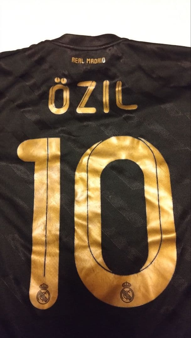 レアル・マドリード 黒 アウェイシャツ ÖZIL 10 メストエジル